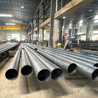 Galvanized Steel 20m To 30m High Mast Light Pole With Lifting System